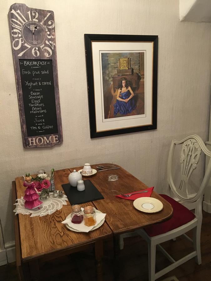One Castle Street Bed And Breakfast Bakewell Dış mekan fotoğraf